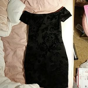 Black Bodycon Windsor Dress